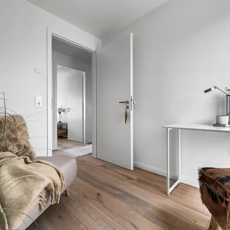 Nordglanz - Modernes Beachhouse-flair Im Herzen Des Ostseeresort Apartment